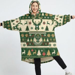 Milwaukee Bucks NBA Sherpa Hoodie Blanket