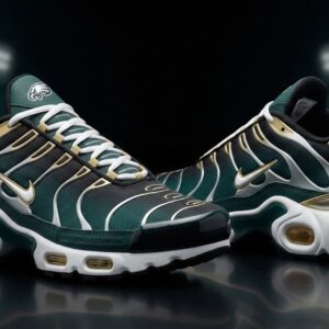 Philadelphia Eagles Nike Air Max Plus - Super Bowl LII Champions NFL Sneakers