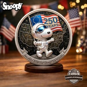Snoopy Astronaut America 250 Years Anniversary Commemorative Coin
