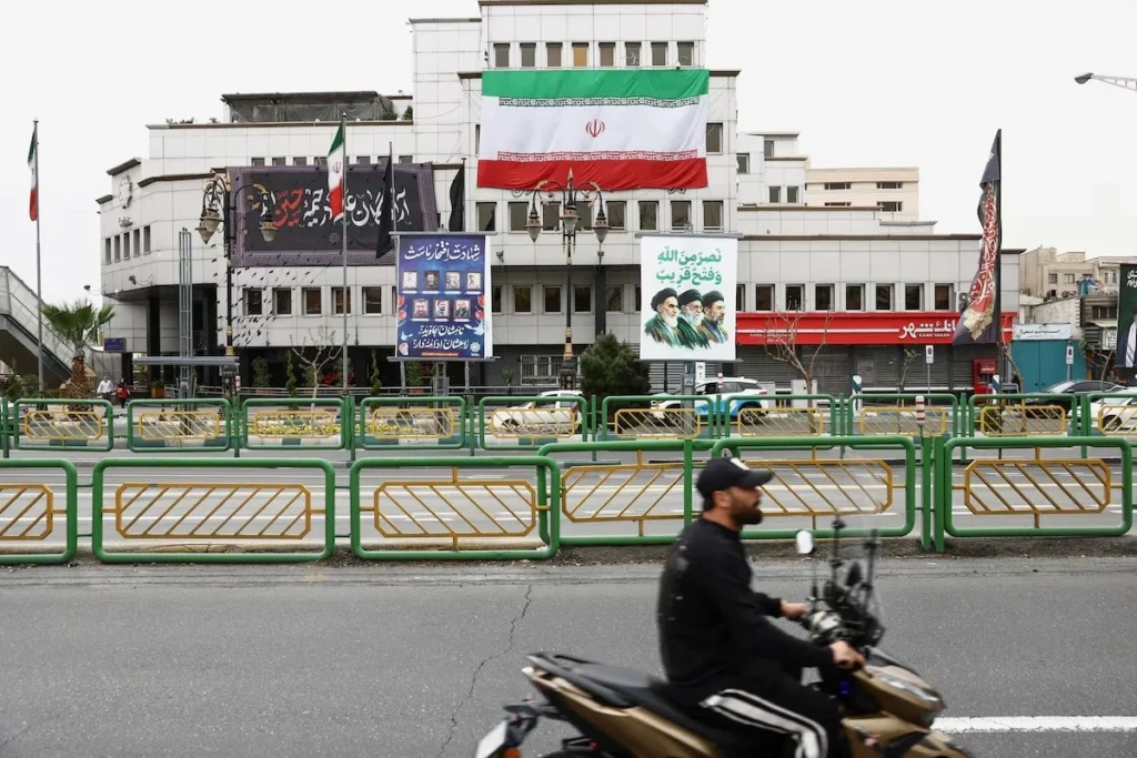 The Truth Behind Secret US-Iran Negotiations: Iranian Military Denies Claims