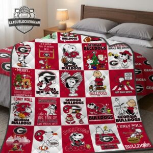 Georgia Bulldogs Snoopy Peanuts Quilt Blanket