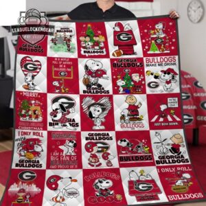 Georgia Bulldogs Snoopy Peanuts Quilt Blanket