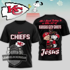 Kansas City Chiefs Peanuts Charlie Brown Snoopy T-Shirt