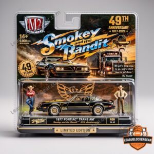 Smokey and the Bandit 49th Anniversary 1977 Pontiac Trans Am Diecast Car