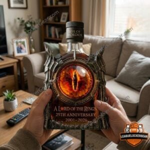 Lord of the Rings Eye of Mordor 25th Anniversary 2001-2026 Whiskey Bottle