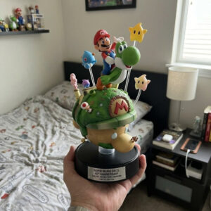Super Mario Bros. 40th Anniversary Figure