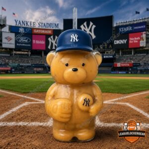 New York Yankees Bear Shaped Glass Tumbler with Cap 2026 - front view