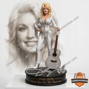 Dolly Parton 80th Birthday 1946-2026 3D Vinyl Figure - front view with guitar