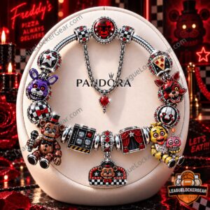 Five Nights at Freddy's Animatronic Charm Bracelet - full front display