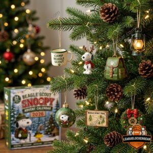Snoopy Beagle Scout Christmas Adventure 2026 Advent Calendar - photo 2