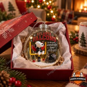 Atlanta Falcons Snoopy Christmas Globe Ornament - photo 2