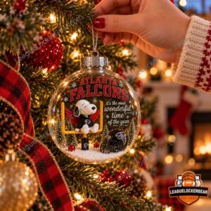 Atlanta Falcons Snoopy Christmas Globe Ornament - photo 3